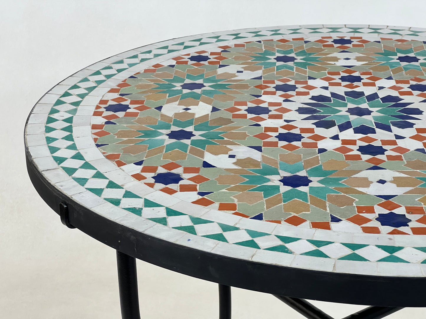 Personalizable Mosaic Table – Handcrafted Round Colorful Table with Moroccan Traditional Candle Design – Ideal for Patio and Home Furniture