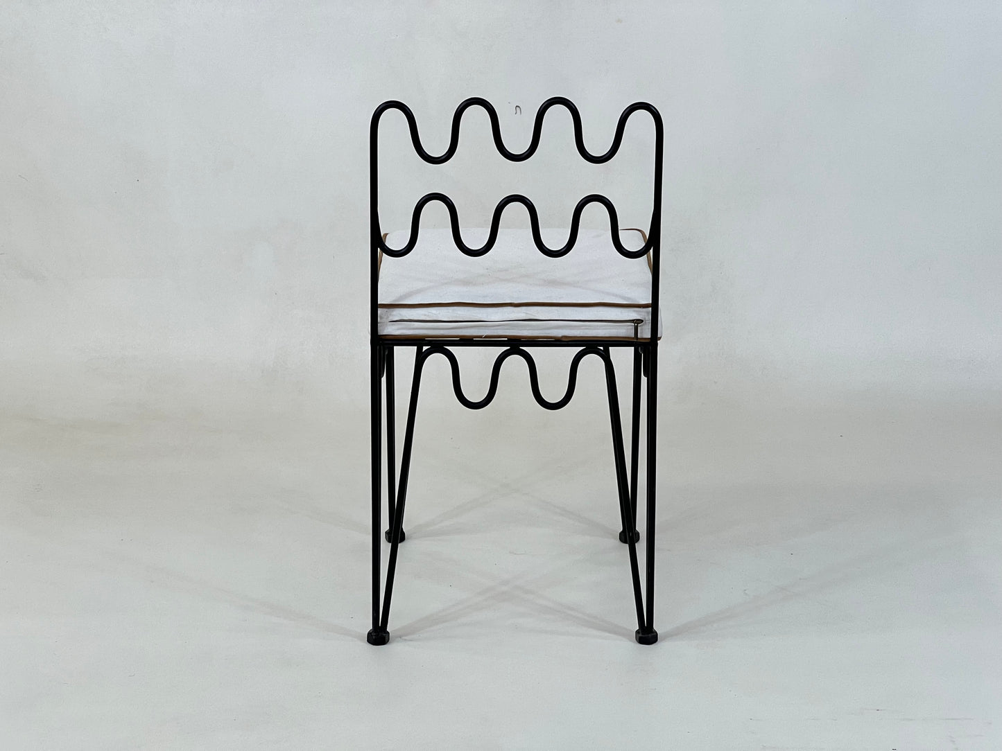 The Wave Chair – Moroccan Handmade Iron Chair with Luxurious Wrought Iron Design and Free White Cushion