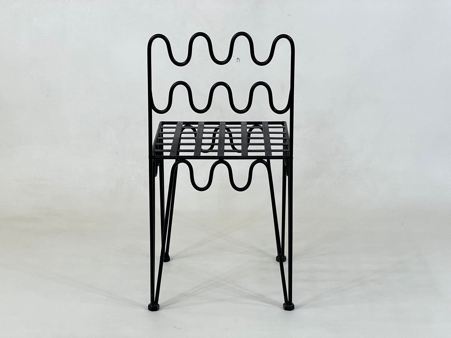 The Wave Chair – Moroccan Handmade Iron Chair with Luxurious Wrought Iron Design and Free White Cushion