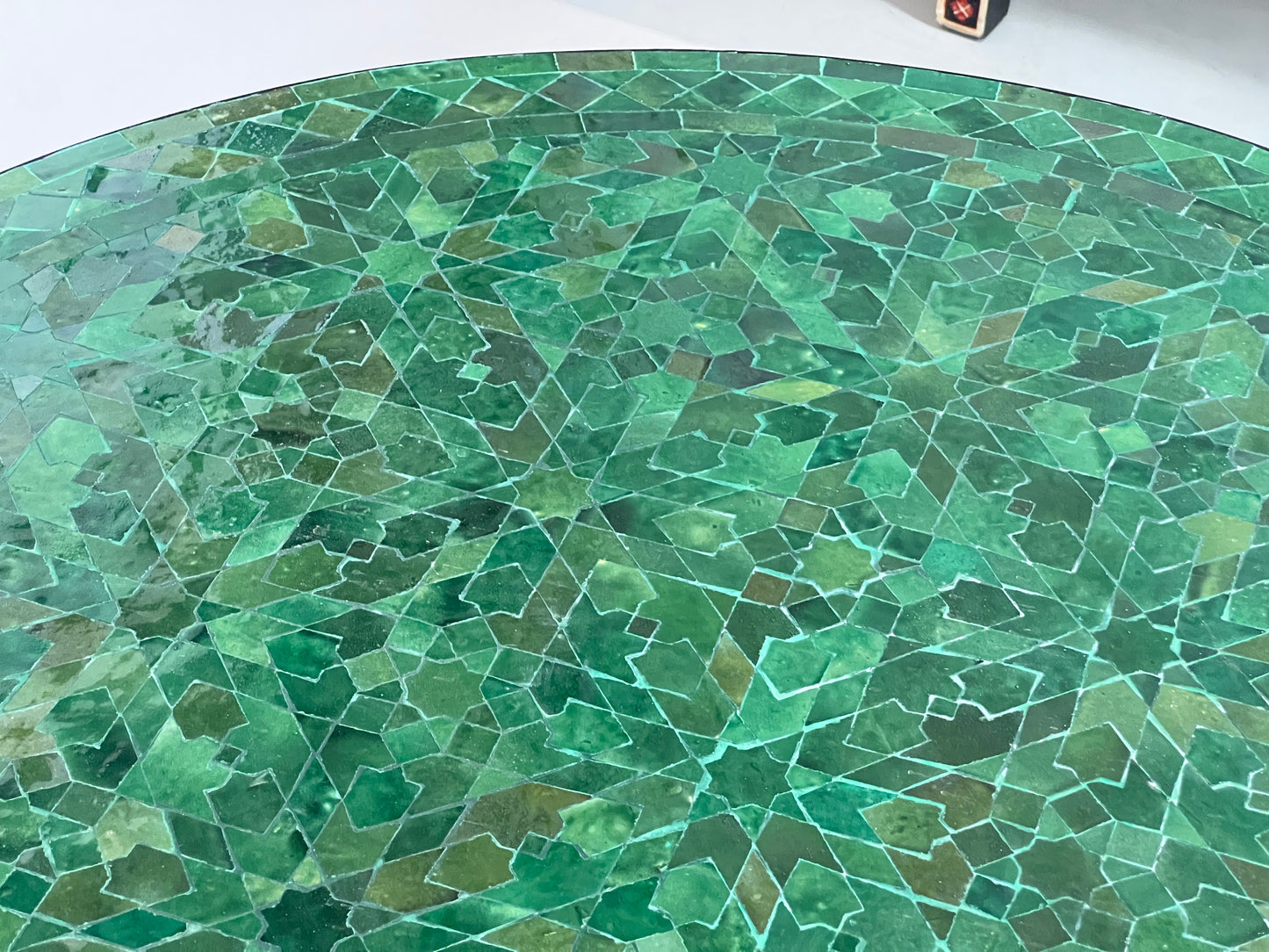 Sophisticated Mosaic Table – Handcrafted Round Green Tamegrout Table with Custom Traditional Cross Design – Luxurious Outdoor Patio Furniture